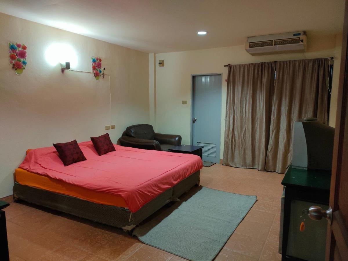 Thai Smile Serviced Appartments Nong Prue Extérieur photo