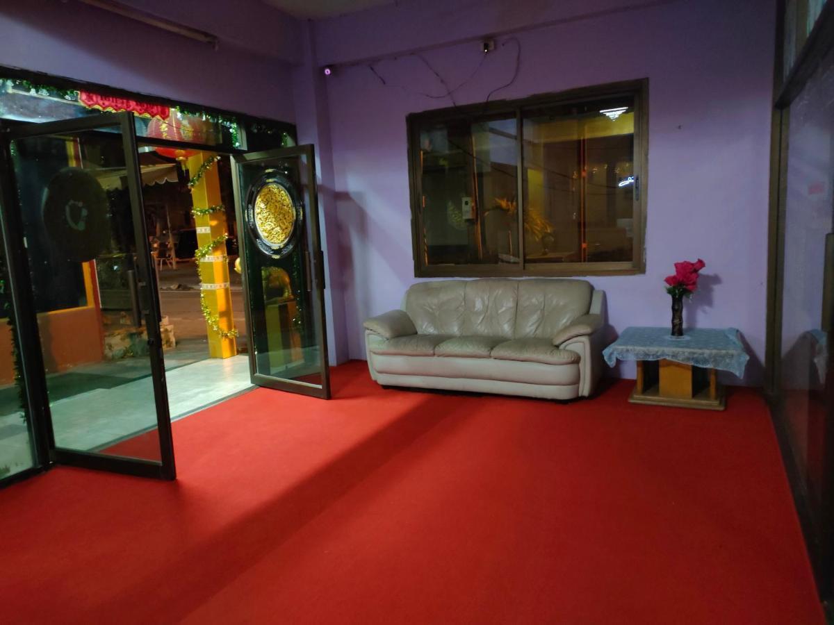 Thai Smile Serviced Appartments Nong Prue Extérieur photo